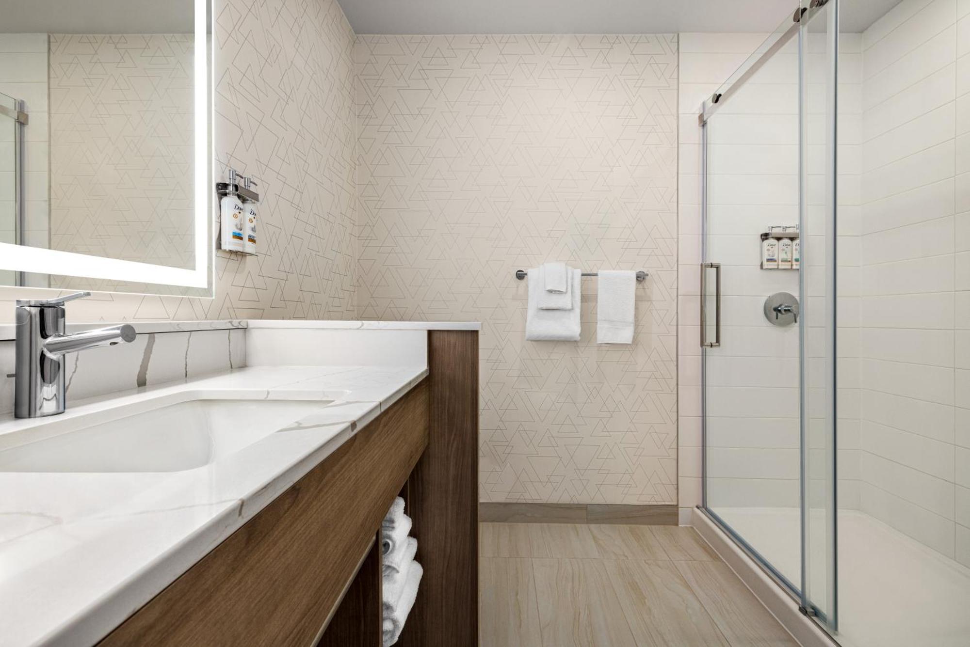 Holiday Inn Express - Strathroy By Ihg Екстер'єр фото