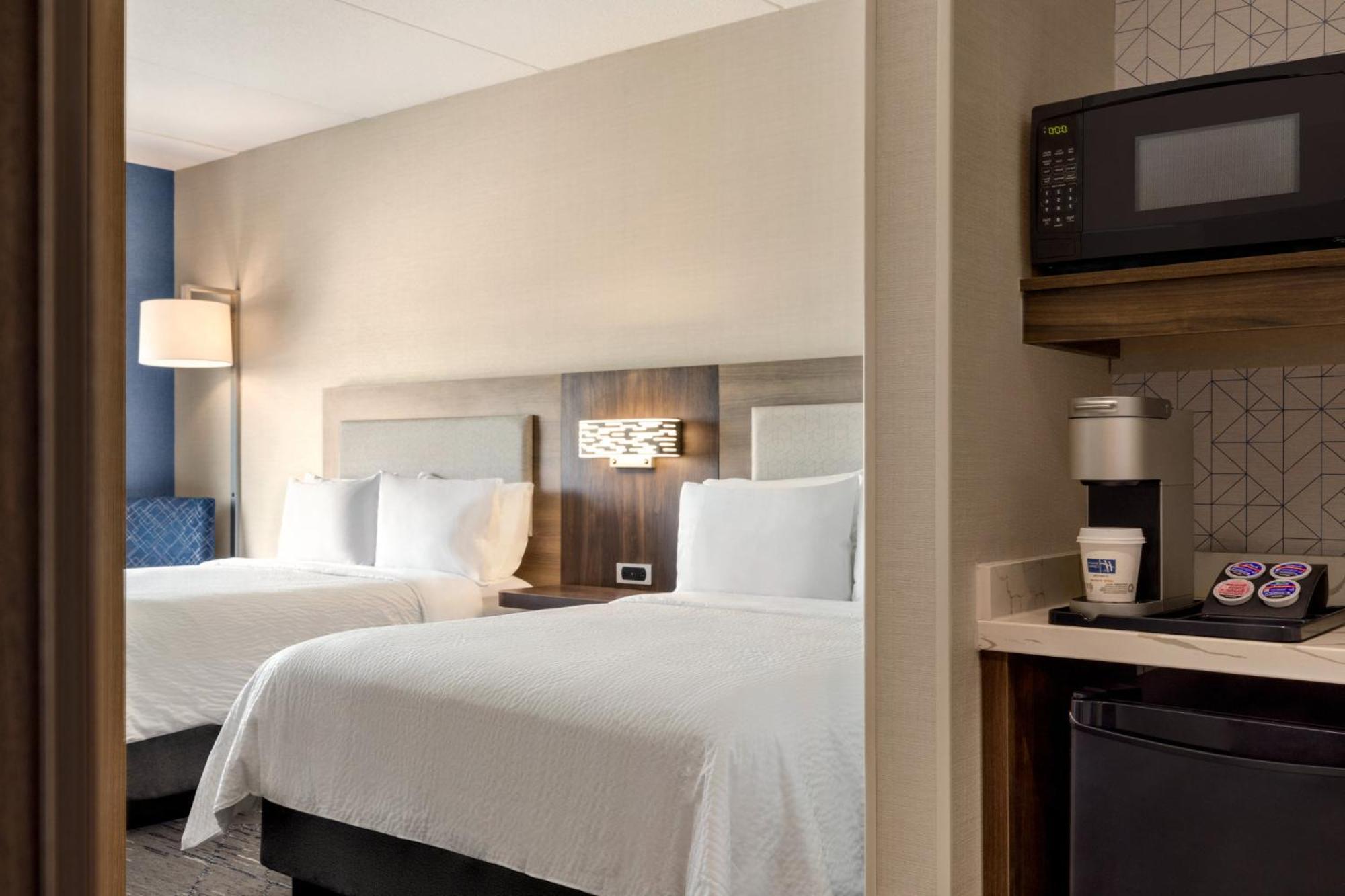Holiday Inn Express - Strathroy By Ihg Екстер'єр фото