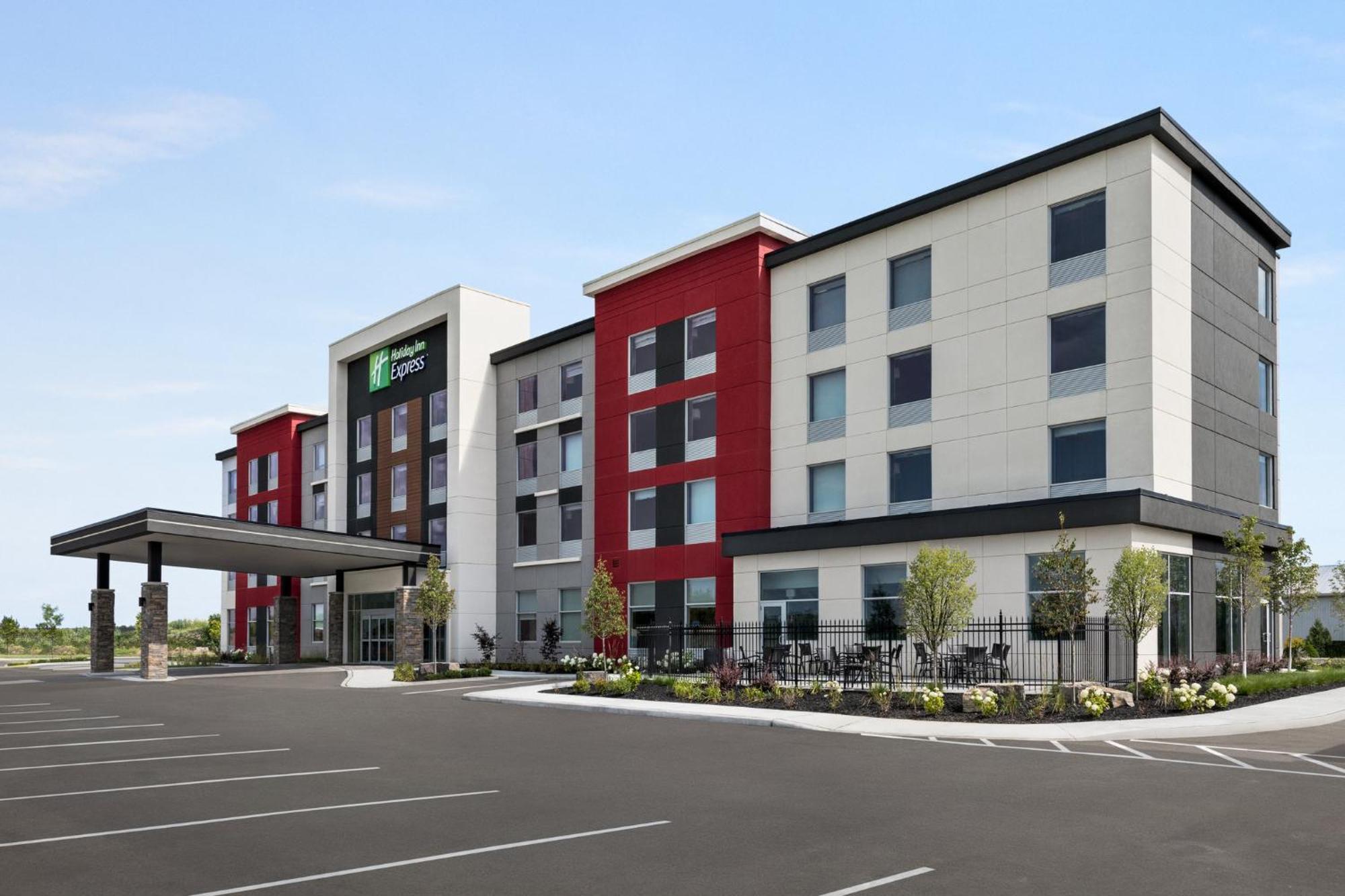 Holiday Inn Express - Strathroy By Ihg Екстер'єр фото