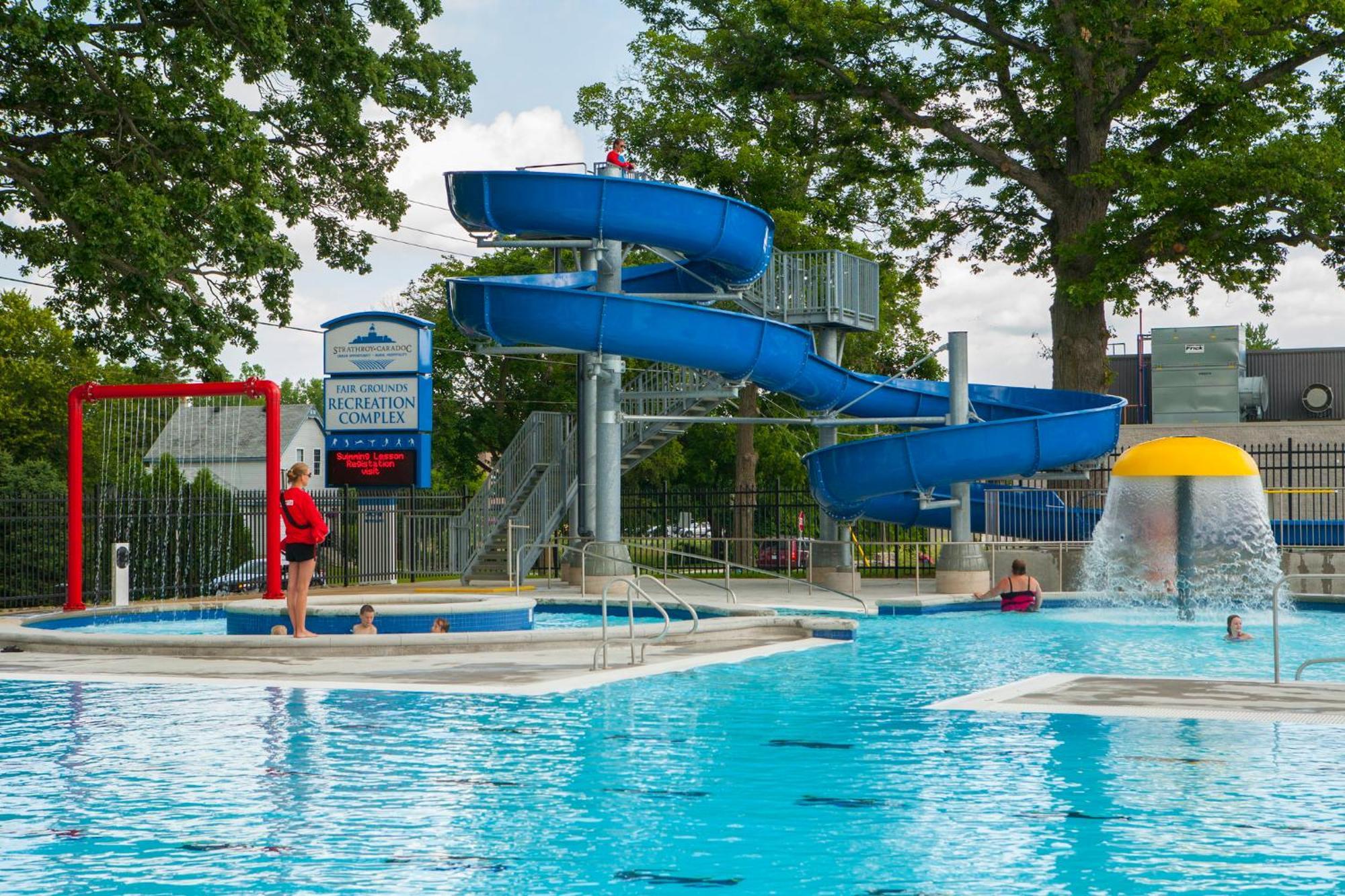 Holiday Inn Express - Strathroy By Ihg Екстер'єр фото